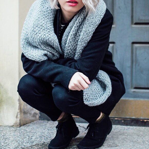 Clark's Black Suede Desert Casual Lace up Boot Comfort All-day wear Shoes 7.5 - Picture 3 of 3